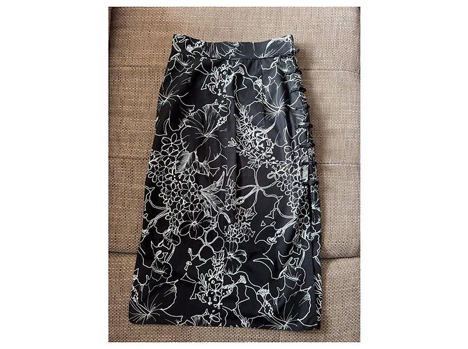 Miu Miu Midi-Rock mit schwarzem Blumenprint Weiß - Ansicht 2