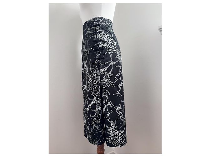 Miu Miu Midi-Rock mit schwarzem Blumenprint Weiß - Ansicht 8