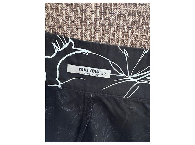 Miu Miu Midi-Rock mit schwarzem Blumenprint Weiß - Ansicht 9