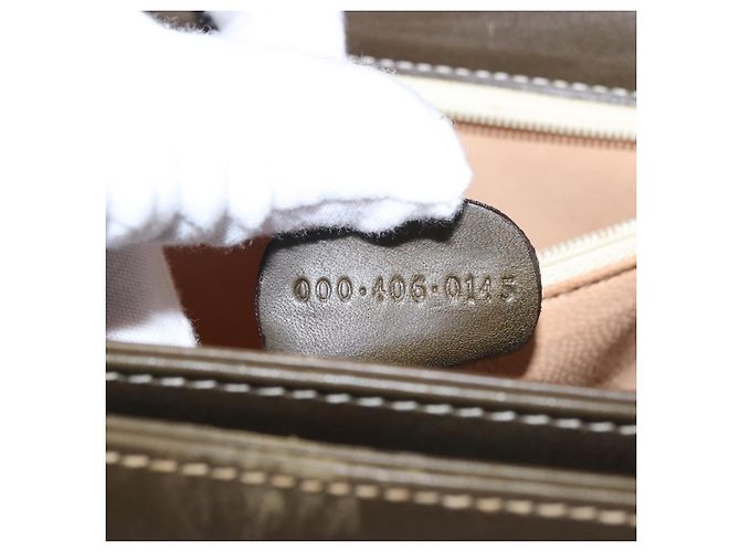Bolso de mano GUCCI Bamboo en piel caqui y oro, auténtico, código de artículo ep11339. - vista 30