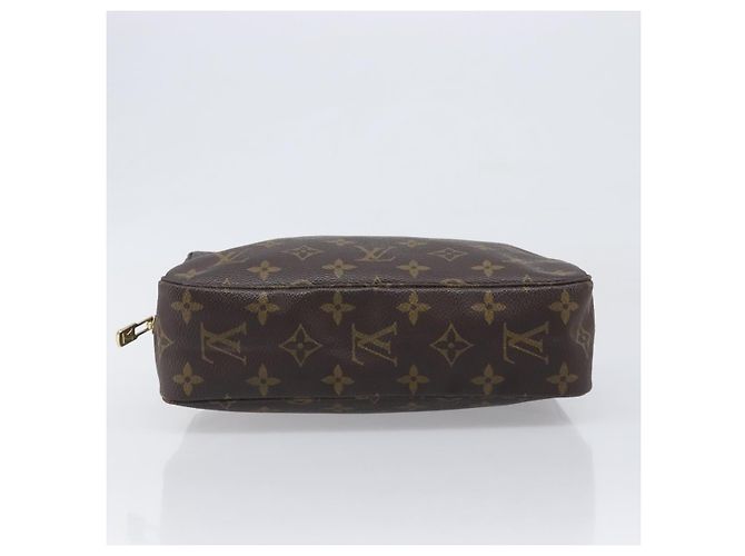 LOUIS VUITTON Monogram Trousse Toilette 23 Clutch Bag M47524 LV - vista 7