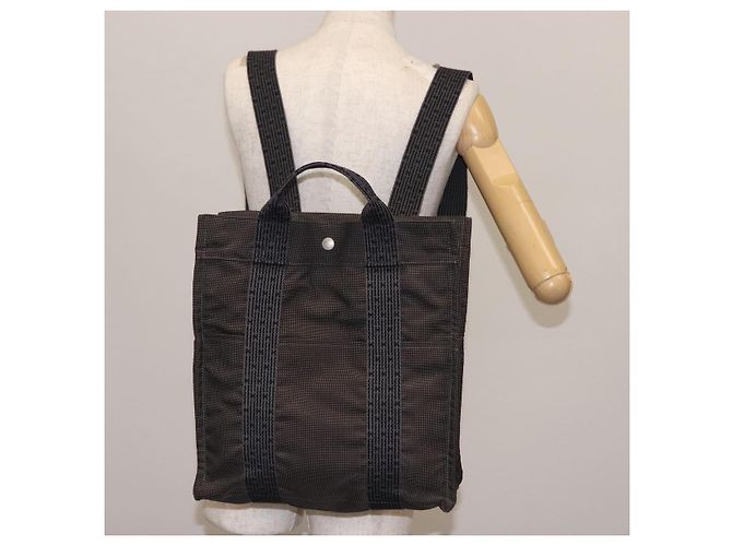 Hermès Hermes Her Line Rucksack aus silbergrauem Canvas, authentisch 145996 - Ansicht 22