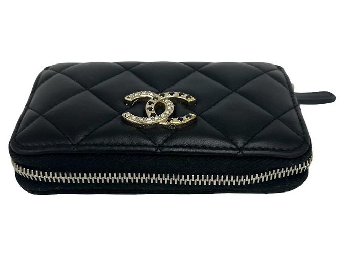 Portafoglio bi-fold Chanel Matelassé Mini in pelle d'agnello nera Nero - vista 3