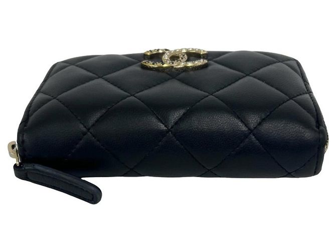 Portafoglio bi-fold Chanel Matelassé Mini in pelle d'agnello nera Nero - vista 6