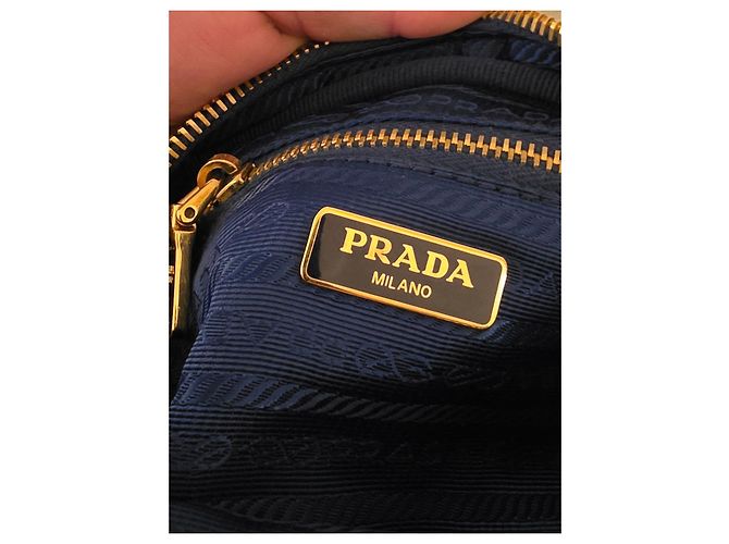 Bolsa de pulso Prada em nylon azul - vista 5