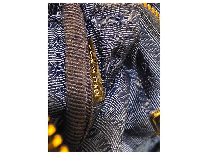 Bolsa de pulso Prada em nylon azul - vista 9