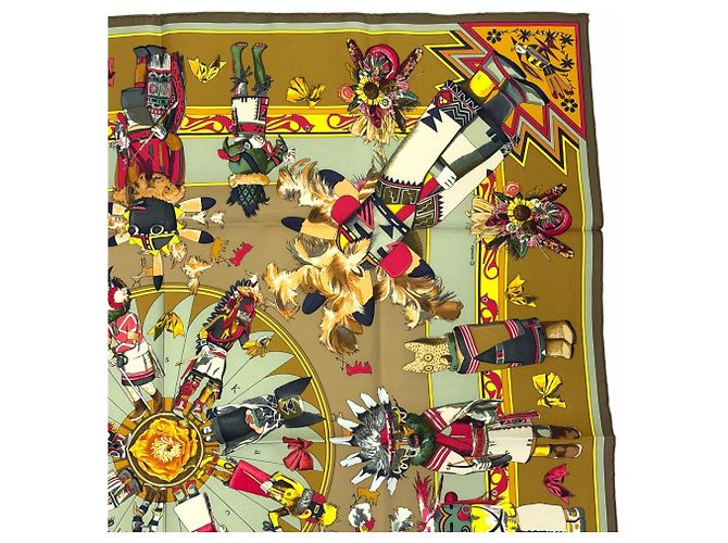Pañuelo Hermès Kachinas 100% Seda Castaño Caqui - vista 4