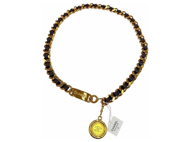 Chanel Vintage Kettengürtel mit Metall-Logo Schwarz Golden - Ansicht 4