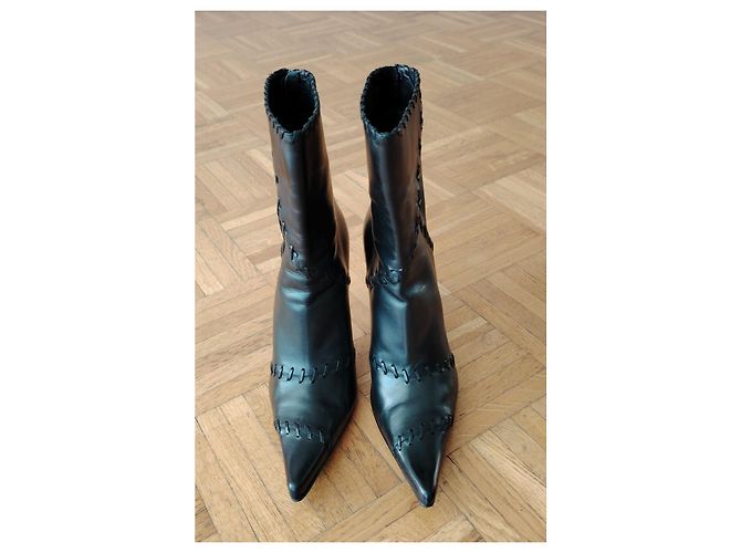 Casadei Botines de Piel Negro Punta Afilada - vista 4