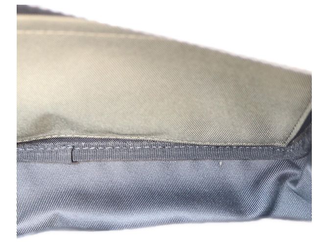 Louis Vuitton Monogram Eclipse Messenger Schultertasche Schwarz - Ansicht 10