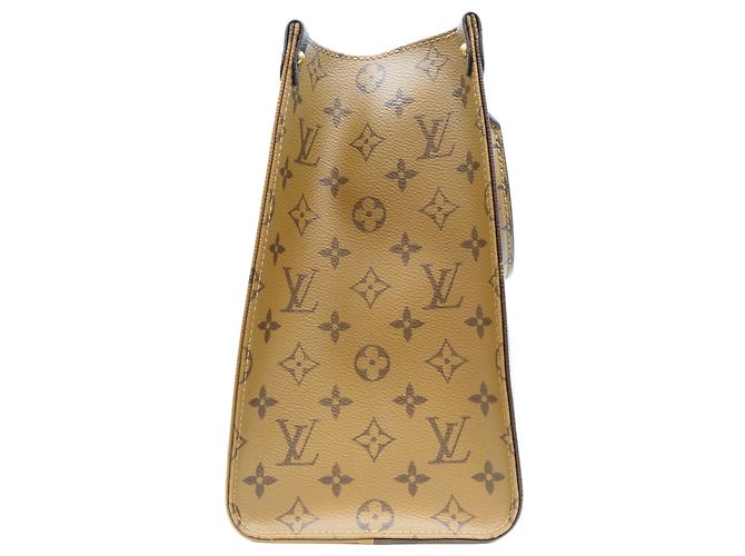 Bolso de hombro Louis Vuitton Giant Monogram Reverse OnTheGo MM Castaño - vista 4