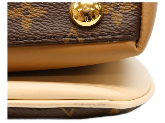 Bolsa de Ombro Louis Vuitton Monogram Marrom - vista 6