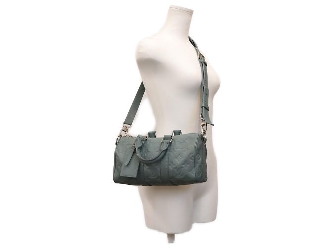 Louis Vuitton Keepall Bandoulière 25 in pelle Taurillon Verde - vista 7
