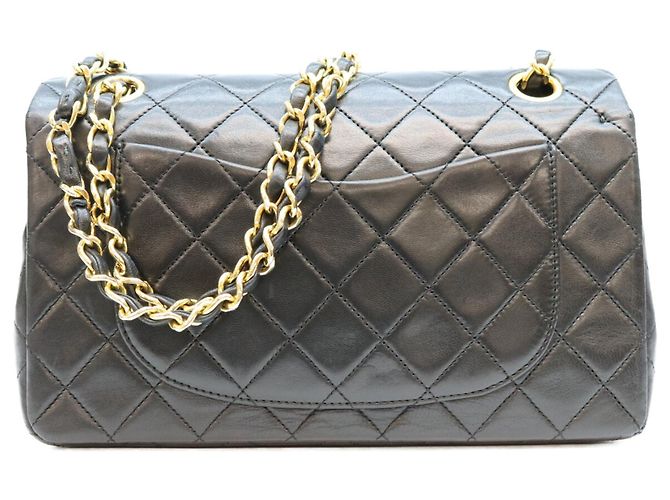 Borsa a tracolla Chanel in pelle d'agnello matelassé nera Nero - vista 3