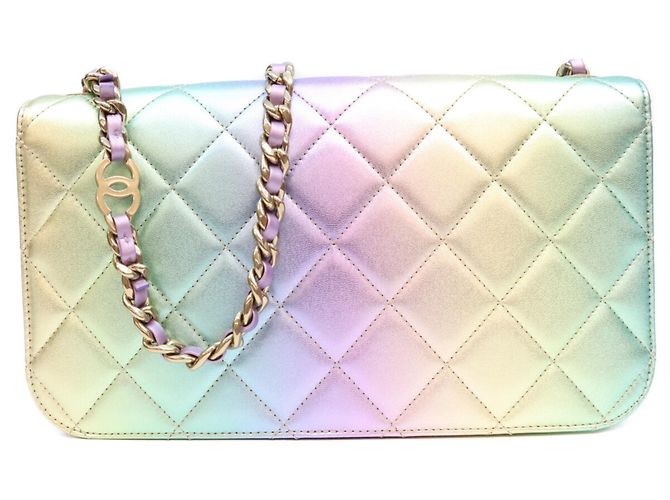 Timeless Bolsa de ombro Chanel AS4623 Rainbow em pele de cordeiro - vista 3