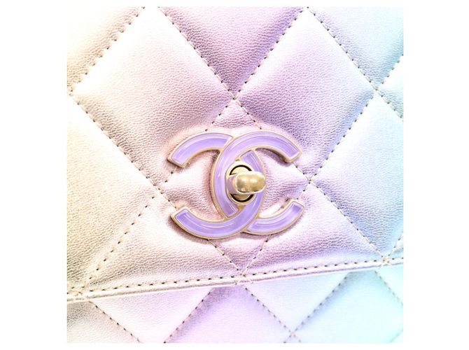 Timeless Bolsa de ombro Chanel AS4623 Rainbow em pele de cordeiro - vista 7