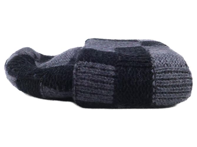 Gorro Louis Vuitton Modelo 2024 - vista 4