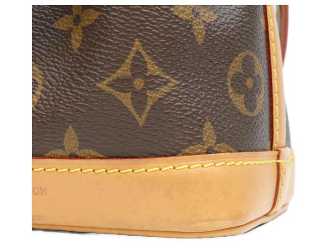 Bolsa de Ombro Louis Vuitton Monogram Nano Noe Marrom - vista 11