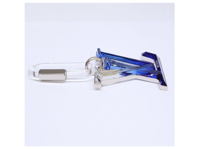 Louis Vuitton Bijou Sac LV Prism Keychain Silvery Blue - view 4