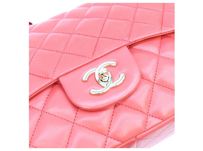 Chanel Schultertasche aus rotem Lammleder - Ansicht 7