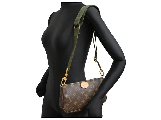 Louis Vuitton Multi Pochette Accessoires Pouch Marrom Caqui - vista 9