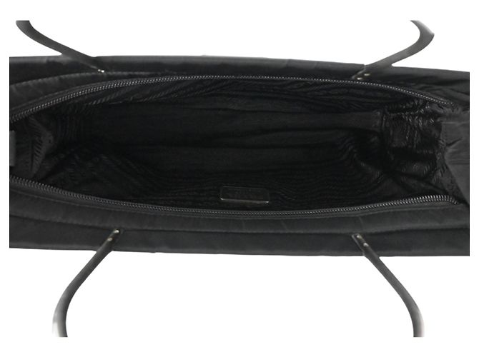 Saco Tote Prada em nylon preto - vista 6