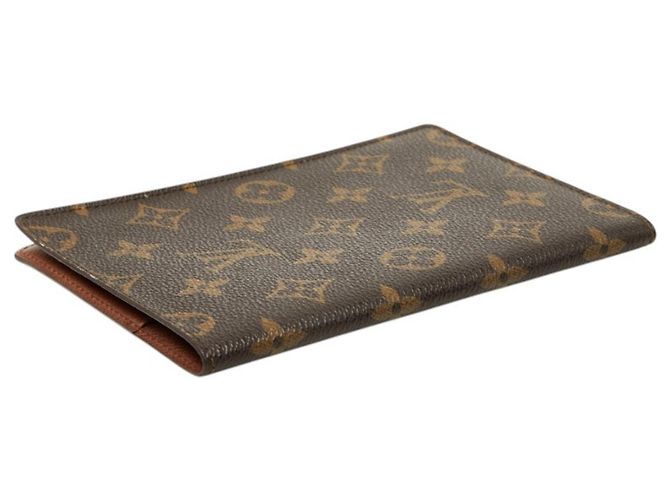Capa de Passaporte Monogram Louis Vuitton Marrom Monograma - vista 5