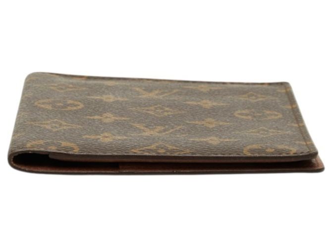 Louis Vuitton Monogram Reisepasshülle Braun Monogramm - Ansicht 3