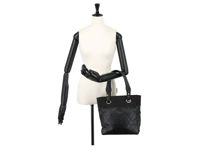 Bolso Chanel Paris Biarritz PM Tote Negro - vista 10