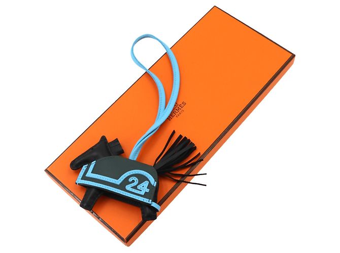 Hermès Hermes Rodeo Robeo Coeur PM Handbag Charm Nero Blu chiaro - vista 2