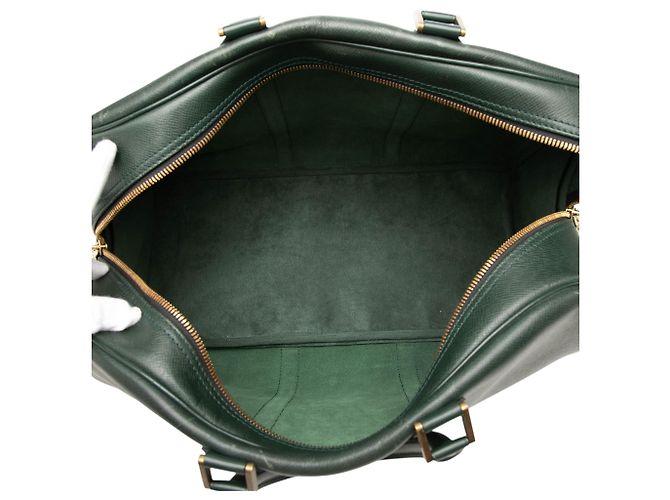 Louis Vuitton Green Taiga Kendall PM Vert Vert foncé - vue 4