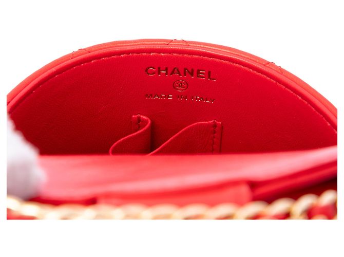Chanel Red CC gesteppte Lammleder Round Vanity Case mit Griff und Kette Rot - Ansicht 5