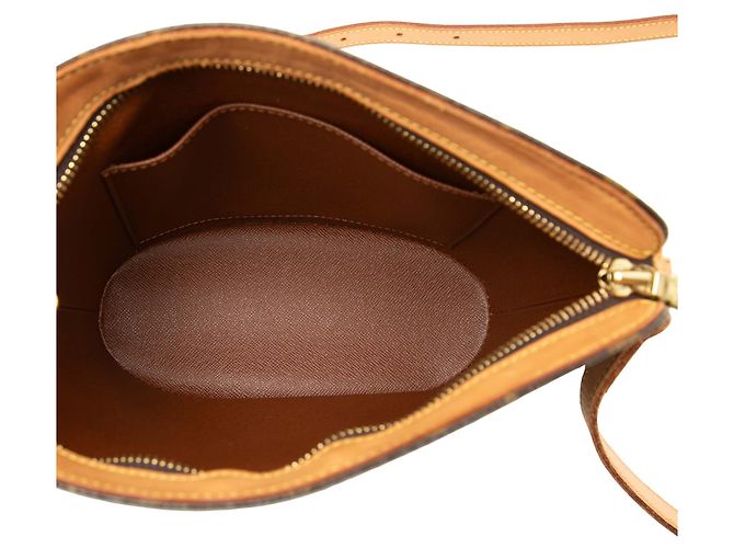 Louis Vuitton Brown Monogram Drouot Marron - vue 4