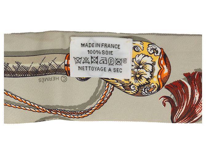 Hermès Gray Cavalcades Seidentuch Twilly Braun - Ansicht 2