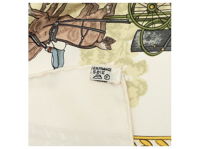Pañuelo de seda Hermès Beige La Promenade de Longchamps 90 - vista 8