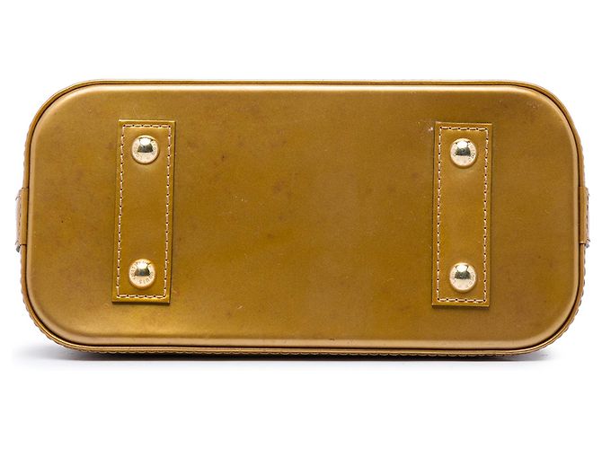Louis Vuitton Gold Monogram Vernis Alma BB Doré - vue 3