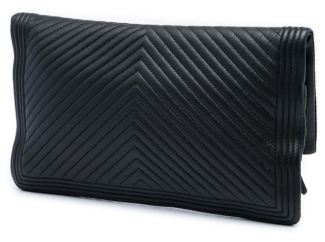 Pochette Chanel Black Chevron Calfskin CC Beauty Boy Foldover Clutch Noir - vue 2