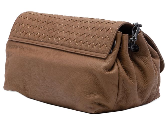 Borsa a tracolla con patta Intrecciato in pelle marrone Bottega Veneta - vista 2