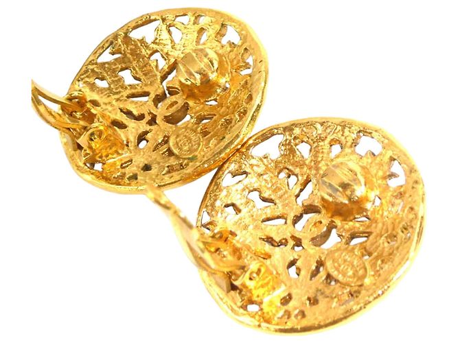 Orecchini a clip rotondi in filigrana placcati oro Chanel Gold CC D'oro - vista 7