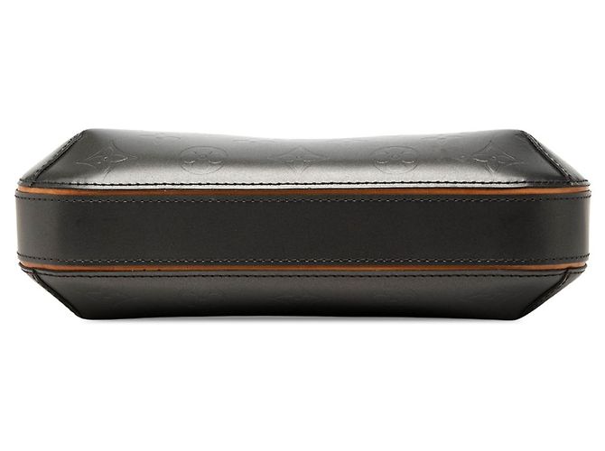 Louis Vuitton Gray Monogram Mat Fowler Castaño Gris antracita - vista 3