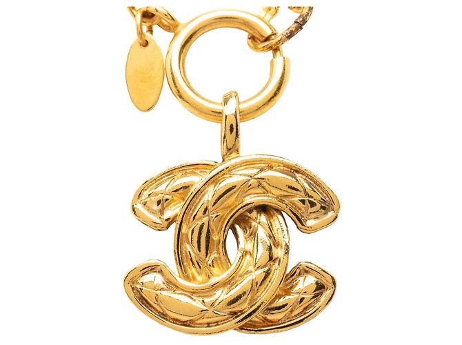 Colar com pingente acolchoado Chanel Gold CC banhado a ouro Dourado - vista 2