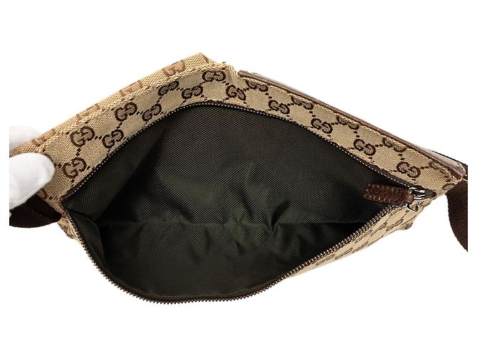Bolso cinturón Gucci de lona GG beige con doble bolsillo - vista 4