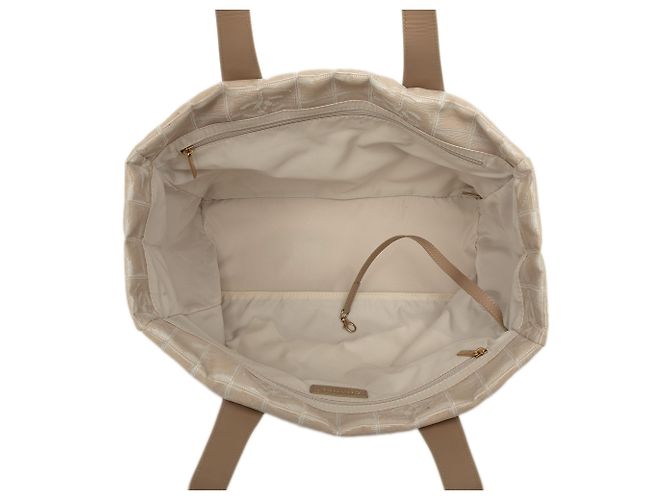 Chanel Beige New Travel Line Nylon Tote - Ansicht 4