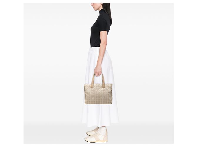 Chanel Beige New Travel Line Nylon Tote - Ansicht 6