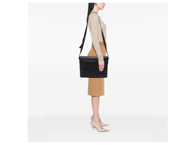 Bolsa Messenger Gucci Black Guccissima Preto - vista 6