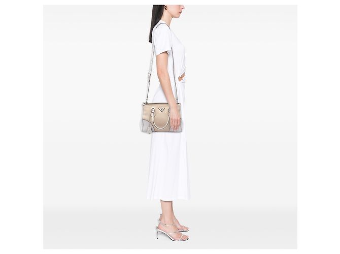 Borsa Galleria Double Zip Prada Beige in tela e pelle City Calf con impunture, Small - vista 6