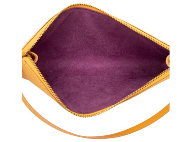 Louis Vuitton Yellow Epi Pochette Accessoires Gelb - Ansicht 4