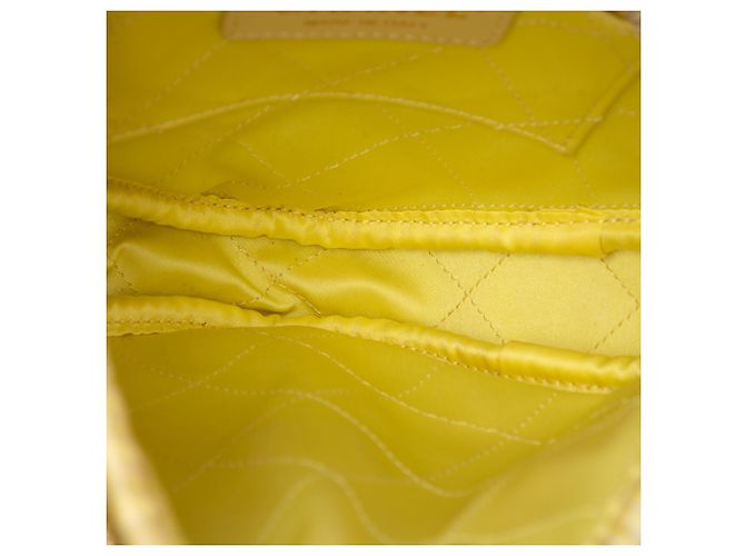 Chanel Yellow CC Quilted Lambskin Diamond Clutch mit Kette Gelb - Ansicht 4