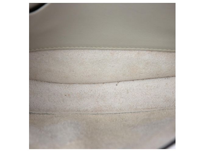 Céline Celine Mini Bolso Convertible Simétrico de Piel de Ternera Lisa Gris Castaño - vista 4