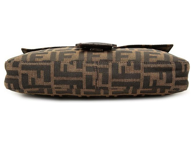 Fendi Baguette Tasche aus braunem Zucca Canvas - Ansicht 3